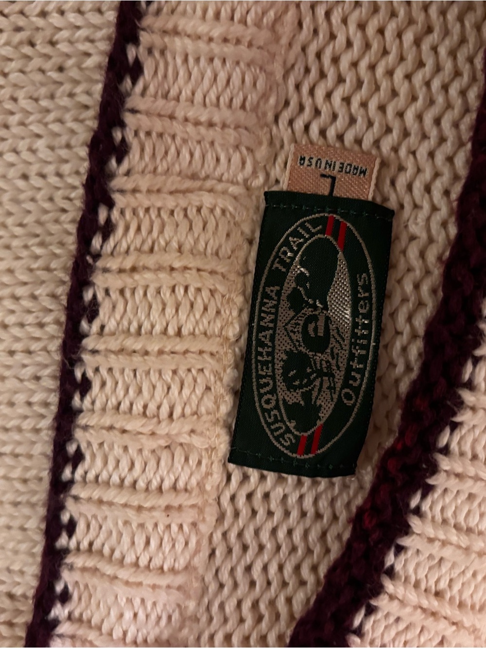Vintage Cream Sweater with Embroidered Deer - Picture 8 of 8